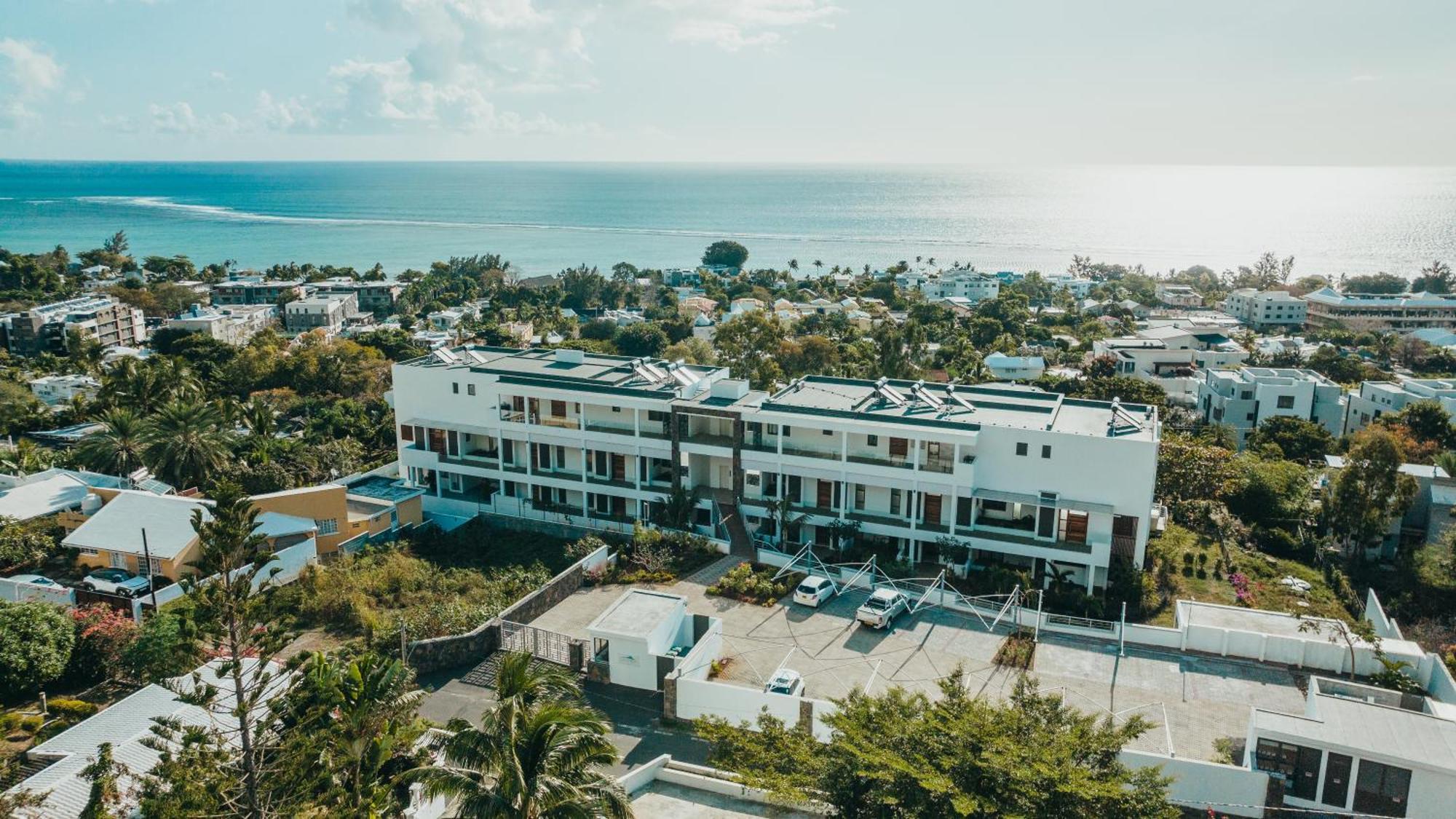 Appartement De Luxe Piscine Et Vue Mer Rivière Noire Exteriör bild