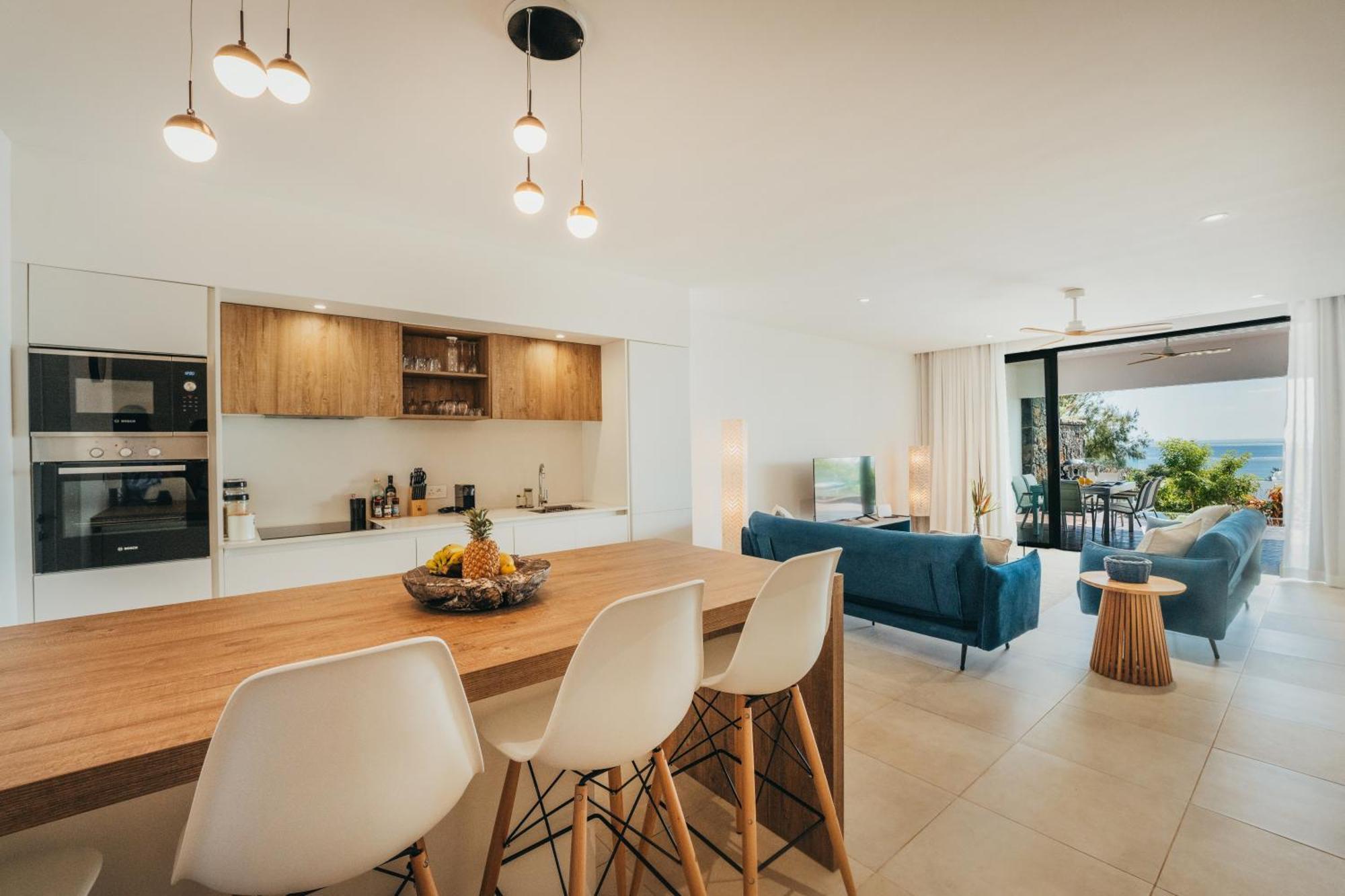 Appartement De Luxe Piscine Et Vue Mer Rivière Noire Exteriör bild