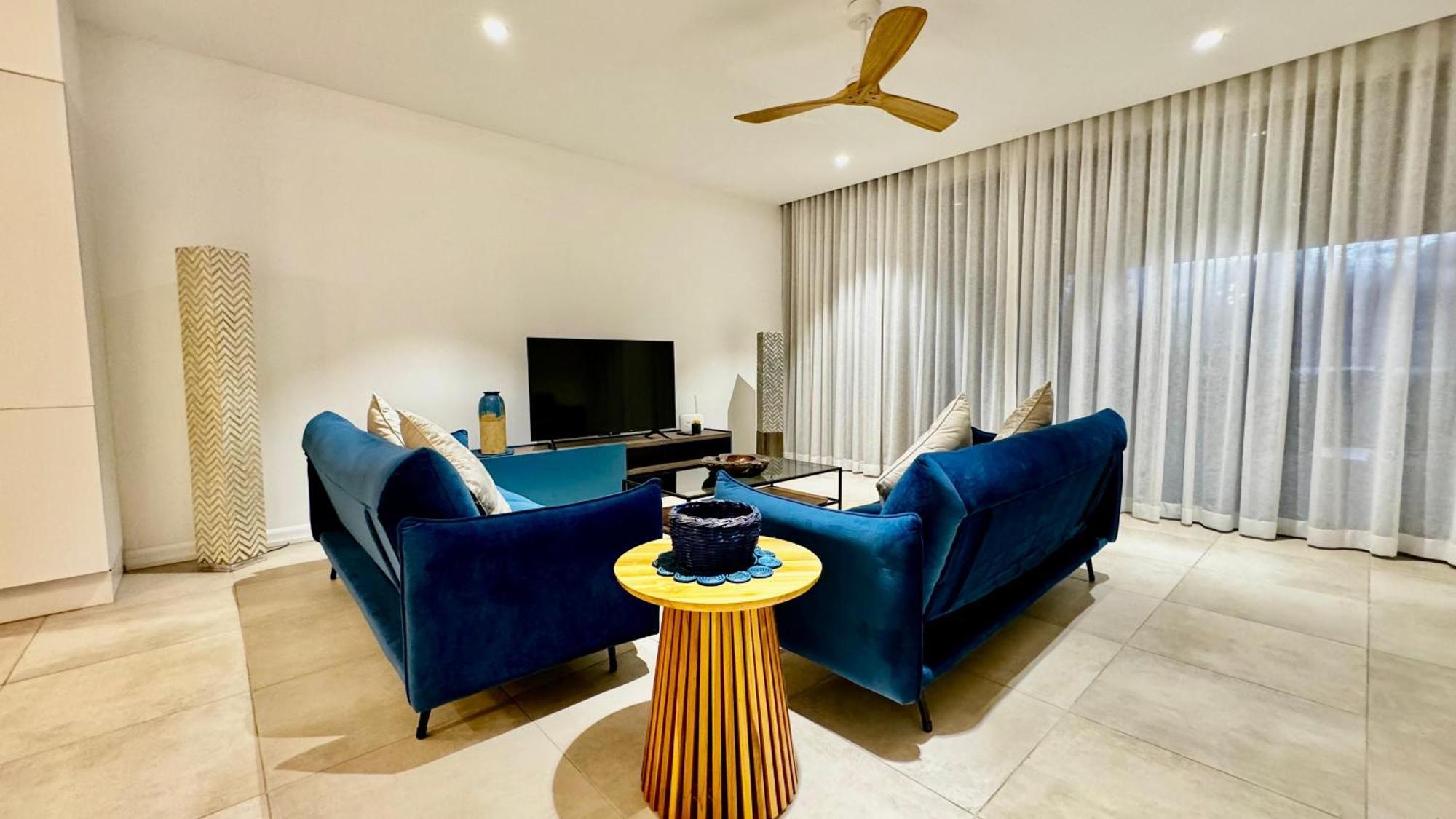 Appartement De Luxe Piscine Et Vue Mer Rivière Noire Exteriör bild